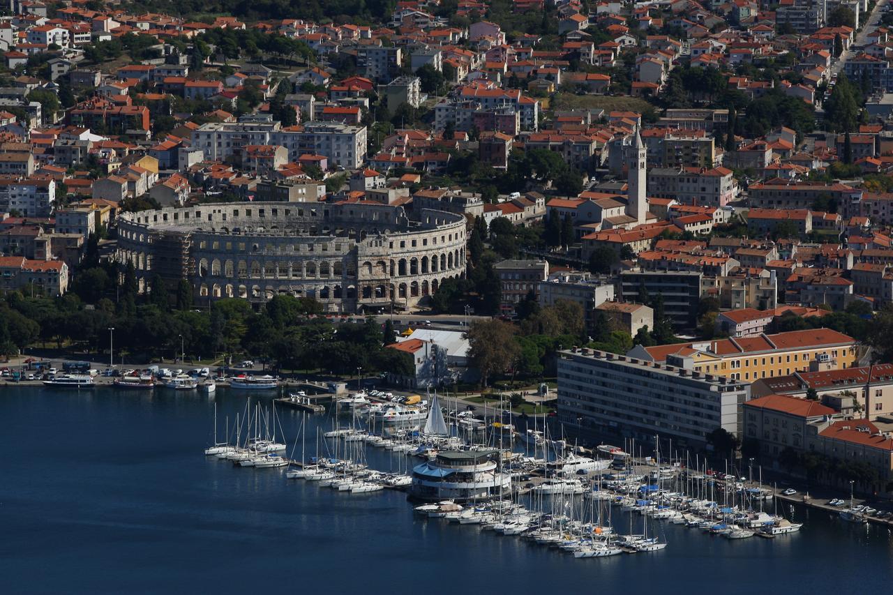 Guest house Zimmer F1 Pula Exterior foto